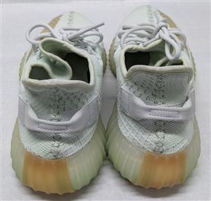 Hyperspaces yeezy clearance